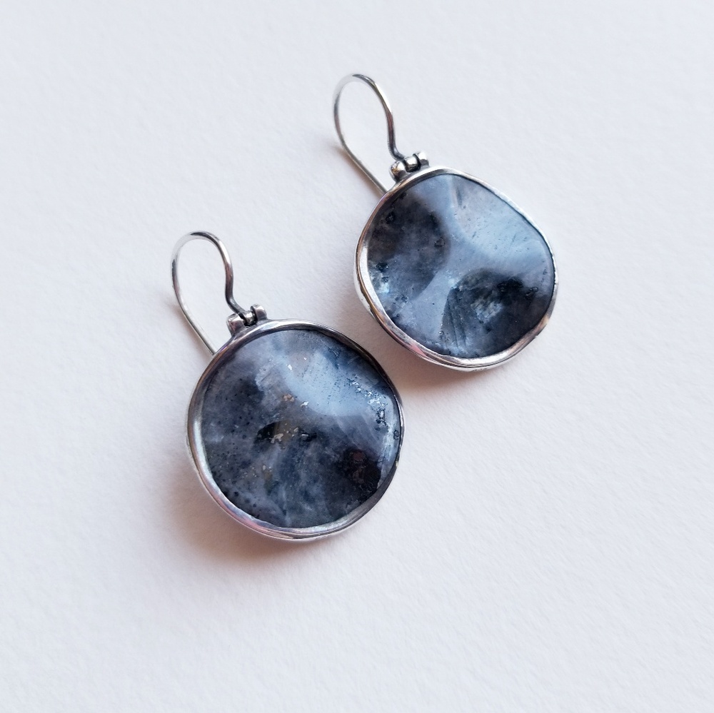 Silpada Felspar Gray Stone Sterling Earrings - Picture 2 of 4